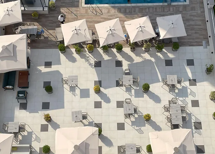 Blue Garden Hotel 4*