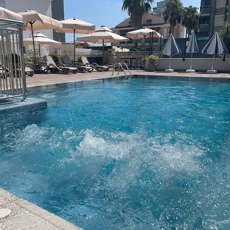 Hotel Blue Garden 4*