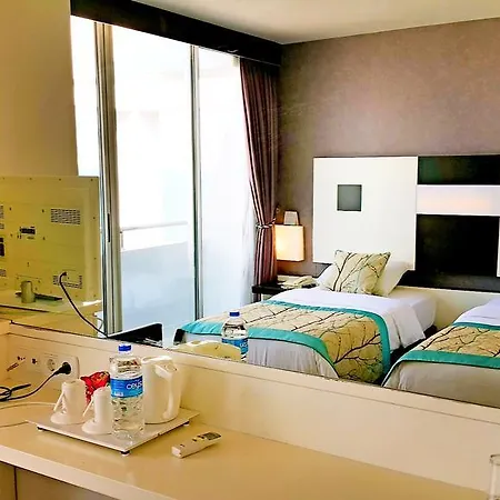 Blue Garden Отель 4*